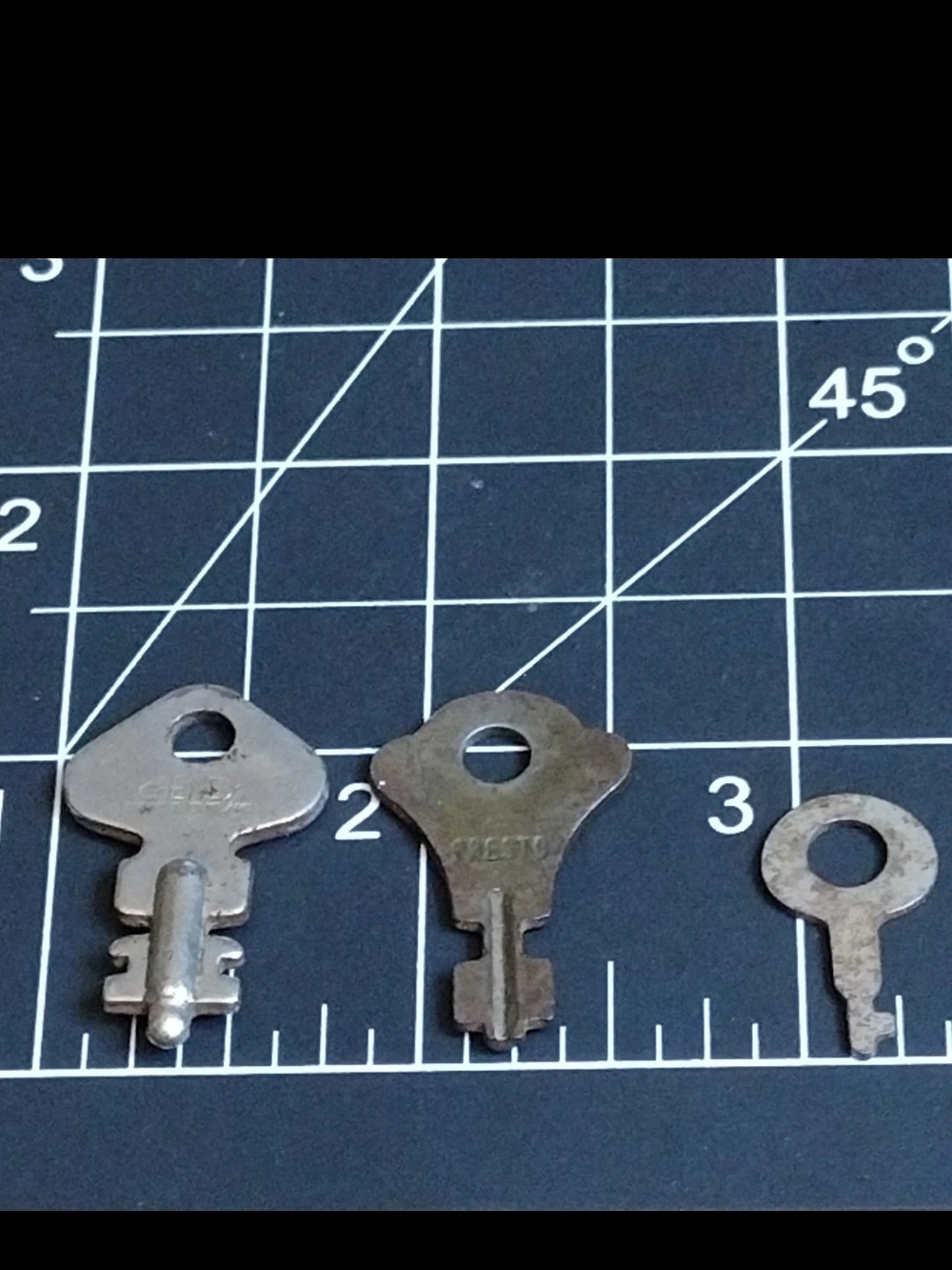 Lot Of 3 Vintage Skeleton Key Cheney England Presto Collectible Suitcase Keys